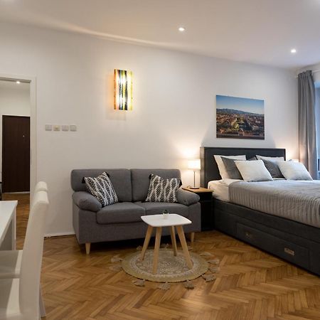 Like Home Zagreb Apartment Eksteriør billede