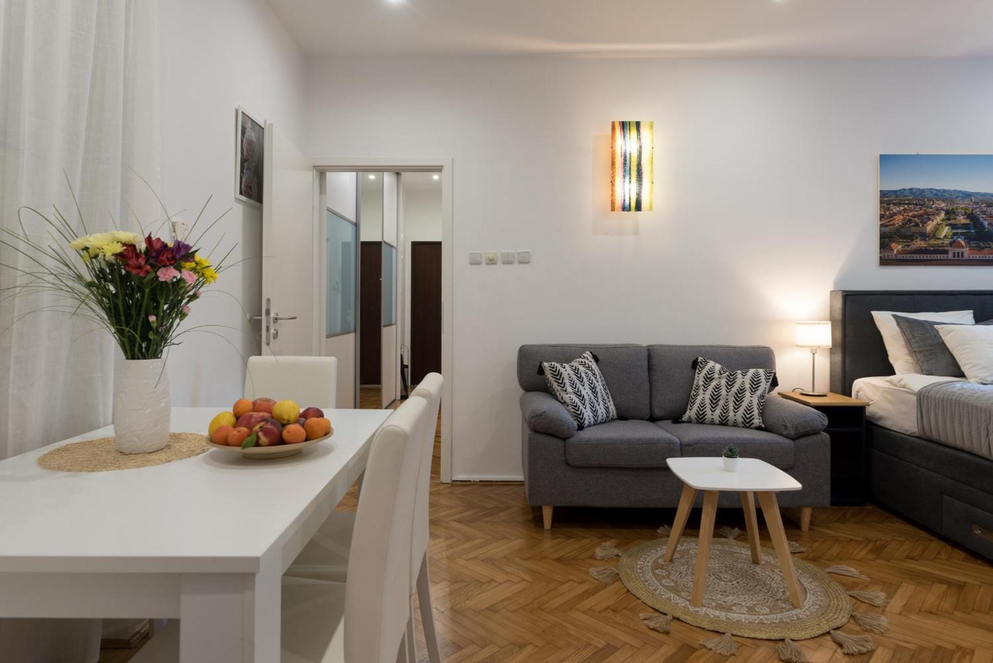 Like Home Zagreb Apartment Eksteriør billede